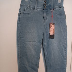 Laurie felt super curve Capri size small